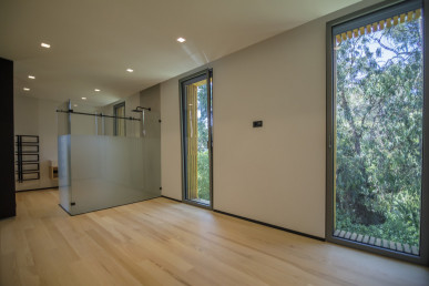 4 bedroom villa in Cascais with swimming pool and premium finishes, Property for sale in Alcabideche, Cascais, DL36646