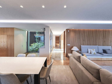 Modern Luxury Villa with Pool and Panoramic Terrace in São Martinho, Property for sale in Funchal, Madeira, PP176256