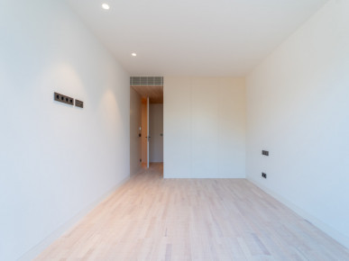 4+1 Bedroom Apartment in Foz – Top Floor with Private Penthouse, Property for sale in Aldoar, Foz do Douro e Nevogilde, Porto, DL36675