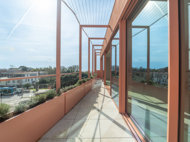 4+1 bedroom flat in Foz, Porto, Property for sale in DL36676