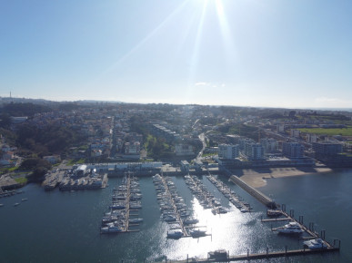 3 bedroom semi-detached house, with garden and sea view, in Aguda, Vila Nova de Gaia, Property for sale in Arcozelo, Vila Nova de Gaia, DL36937