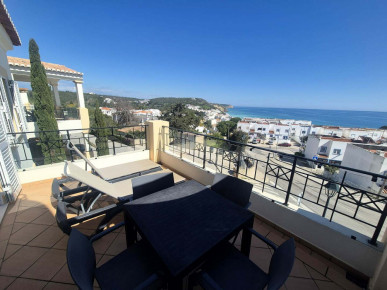 Sea View 2 Bedroom Townhouse in Salema Beach resort, Property for sale in Lagos, Faro, PP176300