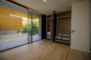 4 bedroom villa in Cascais with swimming pool and premium finishes, Property for sale in Alcabideche, Cascais, DL36907