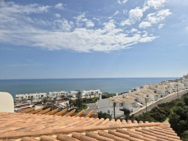 two bedroom townhouse with stunning sea views, Property for sale in Budens, Vila do Bispo, PP176313