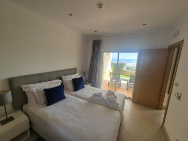 two bedroom townhouse with stunning sea views, Property for sale in Budens, Vila do Bispo, PP176313