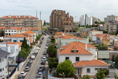 2 bedroom flat next to the Dragão stadium, Antas, Property for sale in DL37029