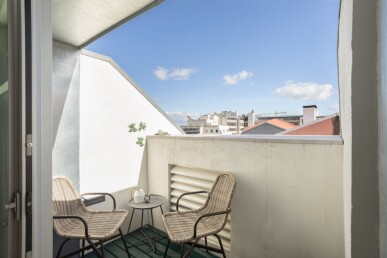 2 bedroom Property in Lisbon, Property for sale in Santo António, Lisbon, JL-96424