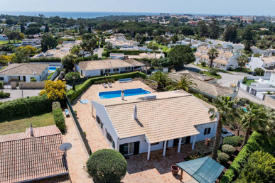 Casa Monte – Elegant 4-Bedroom Villa With Sea Views In Quinta Da Balaia, Albufeira, Property for sale in Albufeira, Faro, PP176316