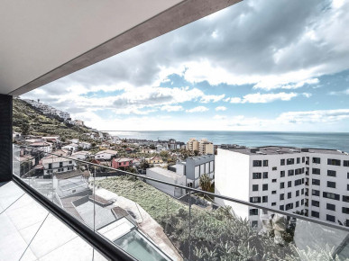 NEW 2 BEDROOM APARTMENT WITH PANORAMIC SEA VIEW - FUNCHAL, Property for sale in PP176288