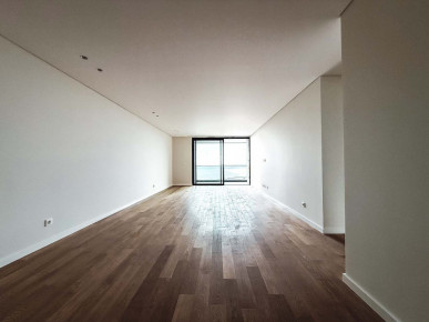 NEW 2 BEDROOM APARTMENT WITH PANORAMIC SEA VIEW - FUNCHAL, Property for sale in PP176288