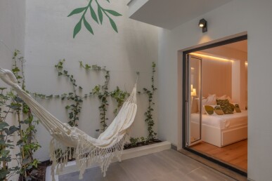 2 bedroom Property in Setúbal, Property for sale in JL-96582