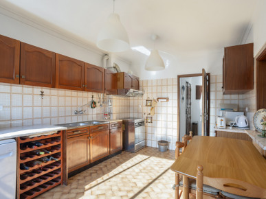 2 bedroom flat, next to the beach, in Costa da Caparica, Property for sale in Costa da Caparica, Almada, DL37118