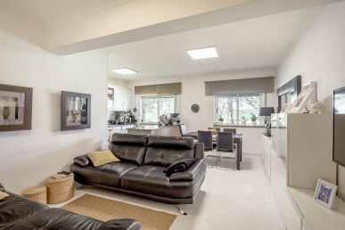 1 bedroom Property in Almada, Property for sale in Costa da Caparica, Almada, JL-96654