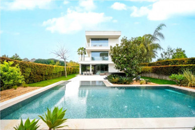 New contemporary villa for sale in Vilamoura, Property for sale in Vilamoura, Albufeira, PP176348