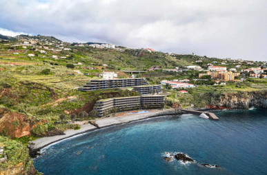 The Bay Hotel & Condo, Property for sale in Santa Cruz, Madeira, PP176351