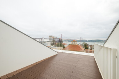 2 bedroom Property in Lisbon, Property for sale in Alcântara, Lisbon, JL-96657