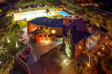 Vilamoura Luxury Villa With Tennis Courts, Property for sale in Vilamoura, Albufeira, PP176063