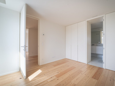 4 bedroom villa in a gated community, Property for sale in Aldoar, Foz do Douro e Nevogilde, Porto, DL37503