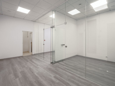 Large office on Avenida de Cascais, Property for sale in Cascais e Estoril, Cascais, DL17544