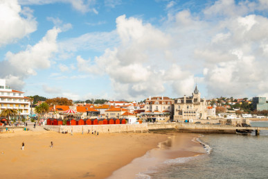 Large office on Avenida de Cascais, Property for sale in Cascais e Estoril, Cascais, DL17544