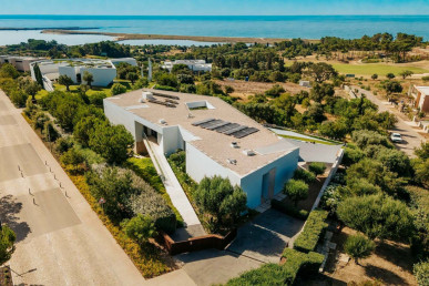 Contemporary Villa with Additional Buildable Plot, Property for sale in Lagos, Faro, PP176378