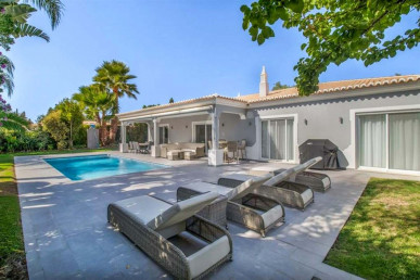 Vila Sol Fully Renovated Designer Villa with Heated Pool, Property for sale in Vilamoura, Albufeira, PP176324