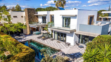 Modern 5 Bedroom Villa in Alsakia, Property for sale in PP176326