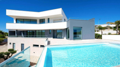 Contemporary Four-Bedroom Villa with Sea Views and Infinity Pool in Lagos, Property for sale in Lagos, Faro, PP176382