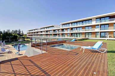 Luxury Three-Bedroom Apartment in a BREEAM-Certified Condominium in Vilamoura, Property for sale in Vilamoura, Albufeira, PP176385