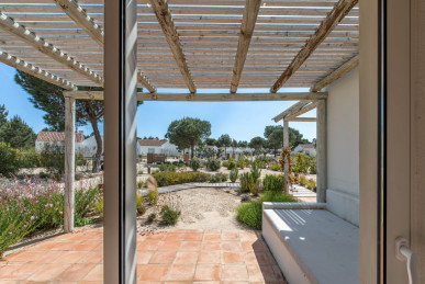 House 1 Bedroom, Resort, Authentic Bicas, Property for sale in DL33199