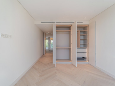3+1 bedroom duplex flat, with panoramic views over the Douro River, Property for sale in DL36154