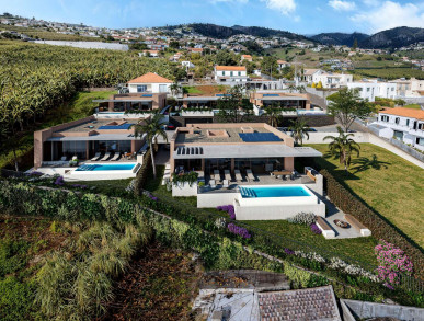 Luxury 3-Bedroom Ocean Villas, Calheta, Property for sale in PP176392