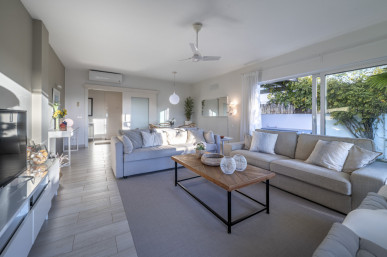 3 bedroom villa with terrace and garden located in the centre of Comporta, Property for sale in DL35026