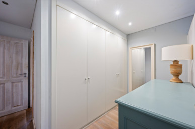 4 bedroom duplex flat in private condominium, central Cascais, Property for sale in Cascais e Estoril, Cascais, DL35767