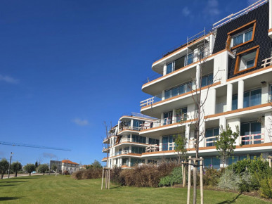 1 bedroom flat in Cascais Bay on the seafront, Property for sale in Cascais e Estoril, Cascais, DL34811