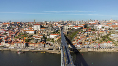Studio with balcony on Av. Serpa Pinto, in Matosinhos, Property for sale in Matosinhos, Porto, DL35804