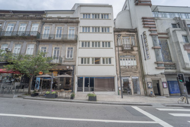 Passos Manuel 182, Property for sale in DL15941