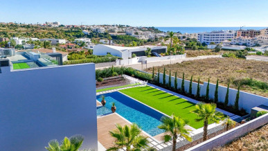 Contemporary Four-Bedroom Villa with Sea Views near the Beach in Lagos, Property for sale in Lagos, Faro, PP176419