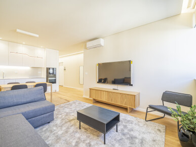 1 bedroom Property in Matosinhos, Property for sale in Matosinhos, Porto, JL-97925