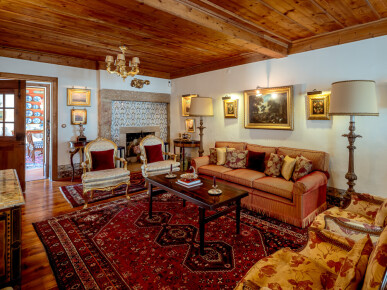 2 bedroom Property in Lisbon, Property for sale in Carnide, Lisbon, JL-98118