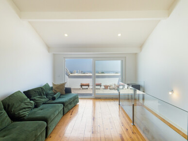 2 bedroom Property in Lisbon, Property for sale in Penha de França, Lisbon, JL-97941