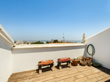 2 bedroom Property in Lisbon, Property for sale in Penha de França, Lisbon, JL-97941