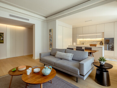 4 bedroom Property in Lisbon, Property for sale in JL-97443