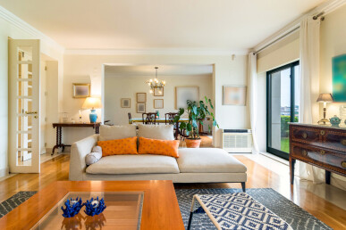 3 bedroom Property in Lisbon, Property for sale in JL-98185