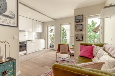 1 bedroom Property in Lisbon, Property for sale in JL-98465