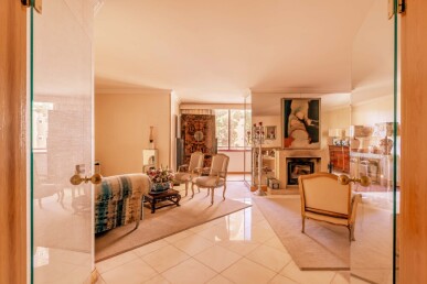 3 bedroom Property in Lisbon, Property for sale in JL-98546