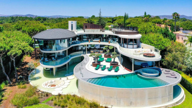 A True Masterpiece!, Property for sale in Almancil, Loulé, PP174447