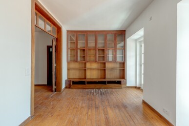 2 bedroom Property in Lisbon, Property for sale in Santo António, Lisbon, JL-98609