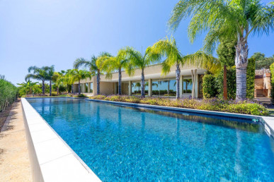 Contemporary Four Bedroom Eco Villa with 20 Metre Infinity Pool, Property for sale in Almancil, Loulé, PP176441