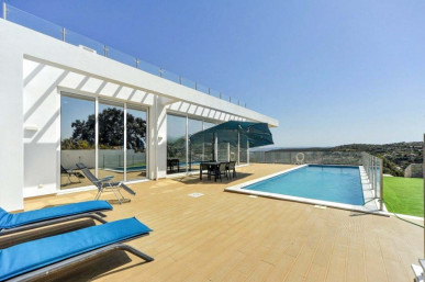 Contemporary Villa with Panoramic Ocean Views and Rooftop Terrace, Property for sale in Loulé, Faro, PP176432